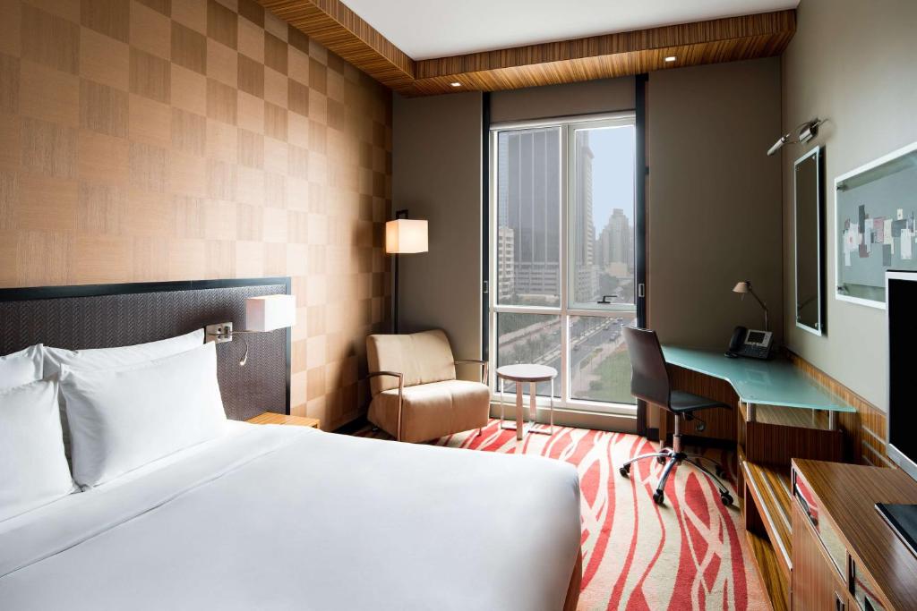Горящие туры в отель Radisson Blu Hotel, Dubai Media City Дубай (город) ОАЭ