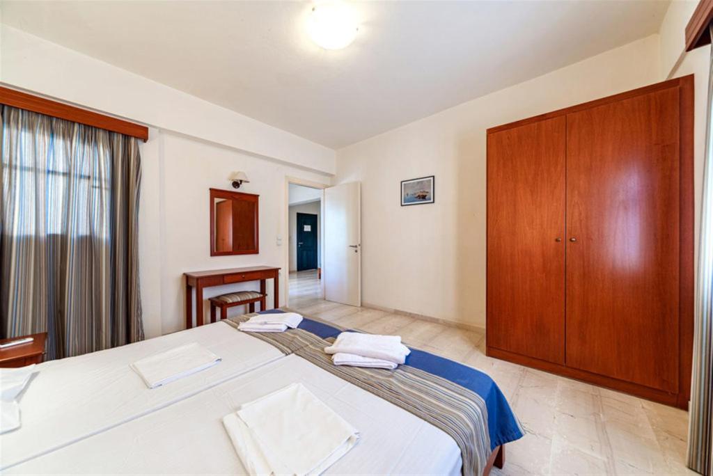 Гарячі тури в готель Niros Beachfront Aparthotel Іракліон Греція