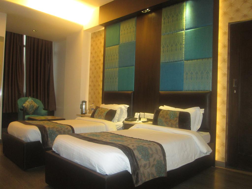Горящие туры в отель Regenta Orko's Haridwar (ex. Country Inn & Suites Haridwar) Хардвар