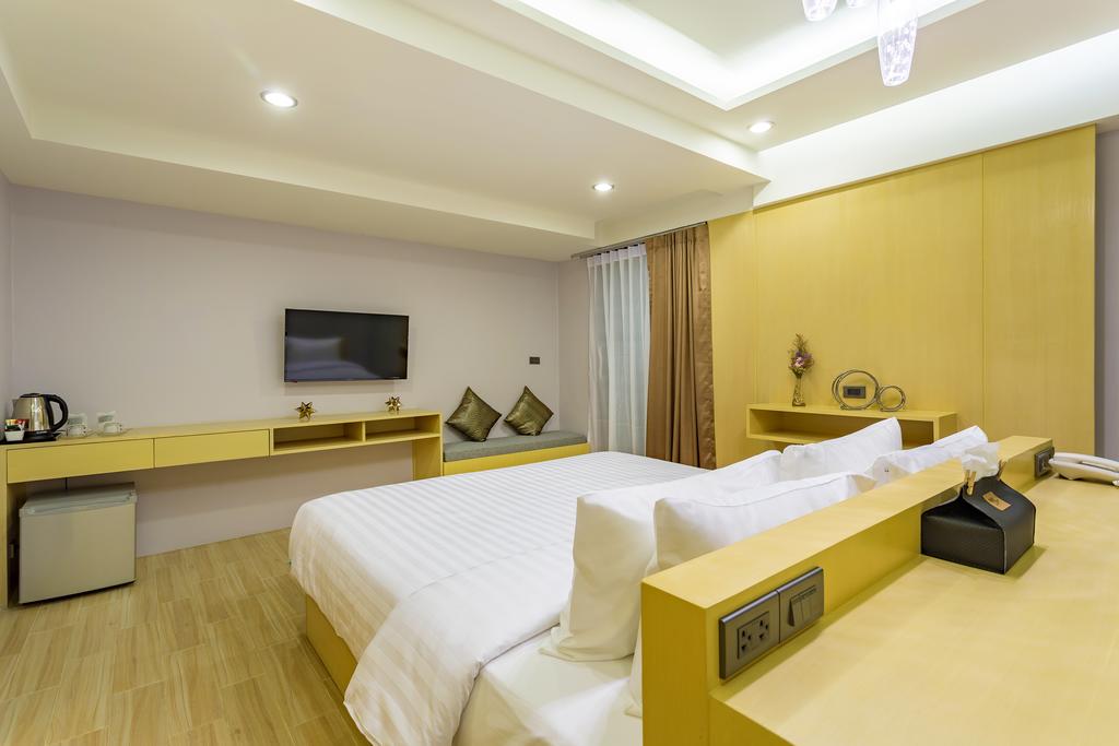 Oneloft Hotel, Tajlandia, Plaża Karon, wakacje, zdjęcia i recenzje