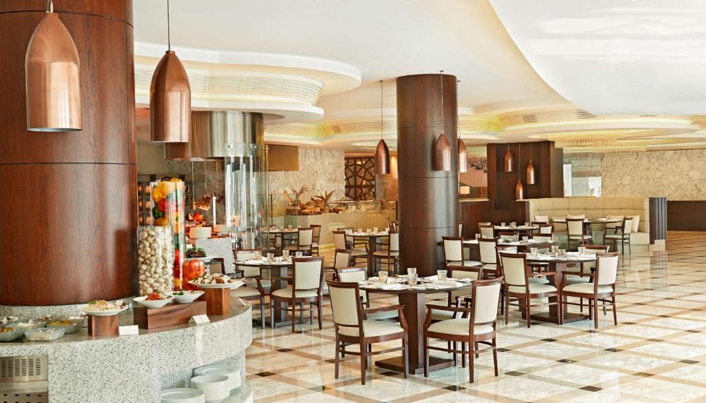 Відпочинок в готелі Waldorf Astoria Dubai Palm Jumeirah