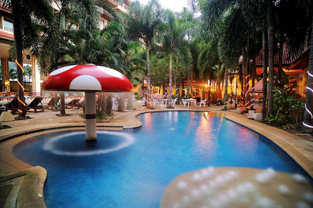 Baumanburi Hotel, Tajlandia, Patong, wakacje, zdjęcia i recenzje