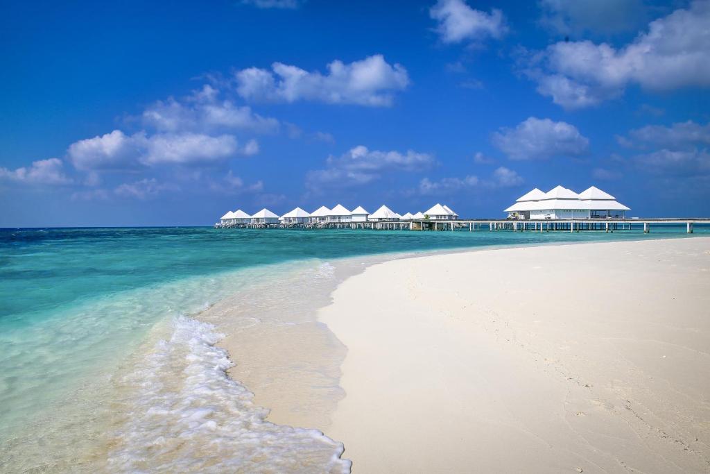 Hotel prices Diamonds Thudufushi