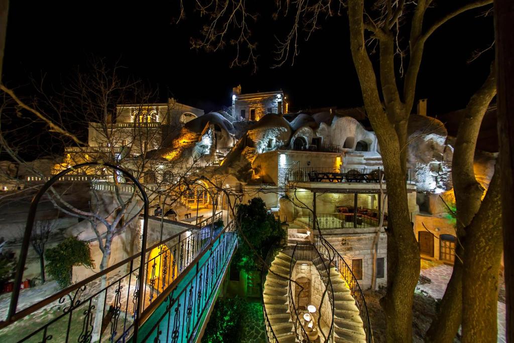 Tours to the hotel Gamirasu Cave Nevsehir Turkey