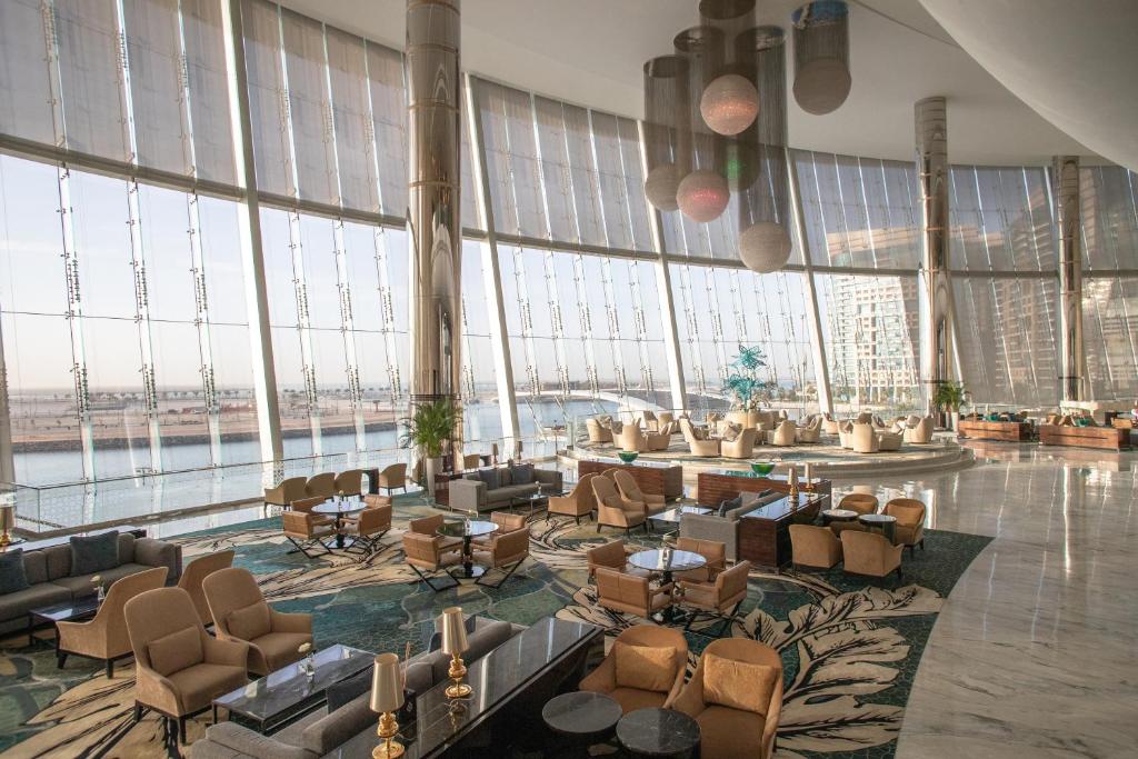 Conrad Hotel Abu Dhabi Etihad Towers (ex.Jumeirah at Etihad Tower), развлечения