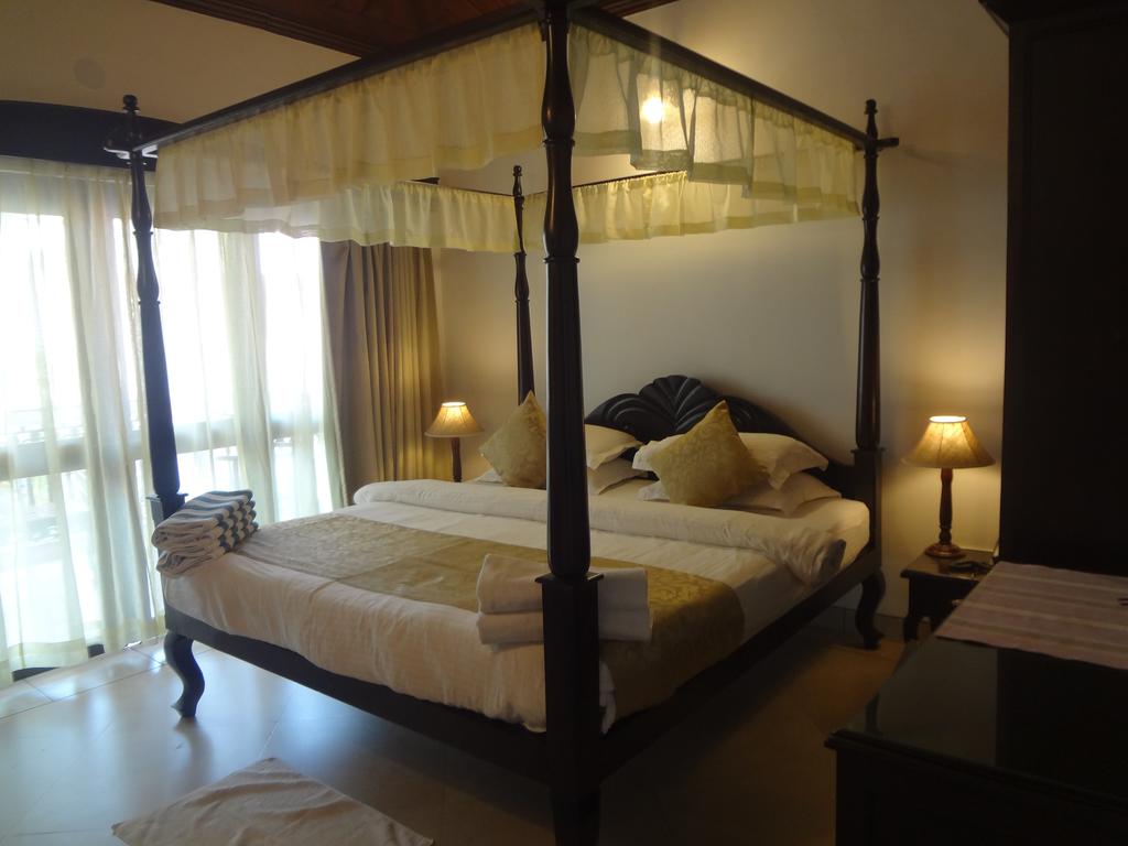 Отдых в отеле Coqueiral Resort Кандолим Индия