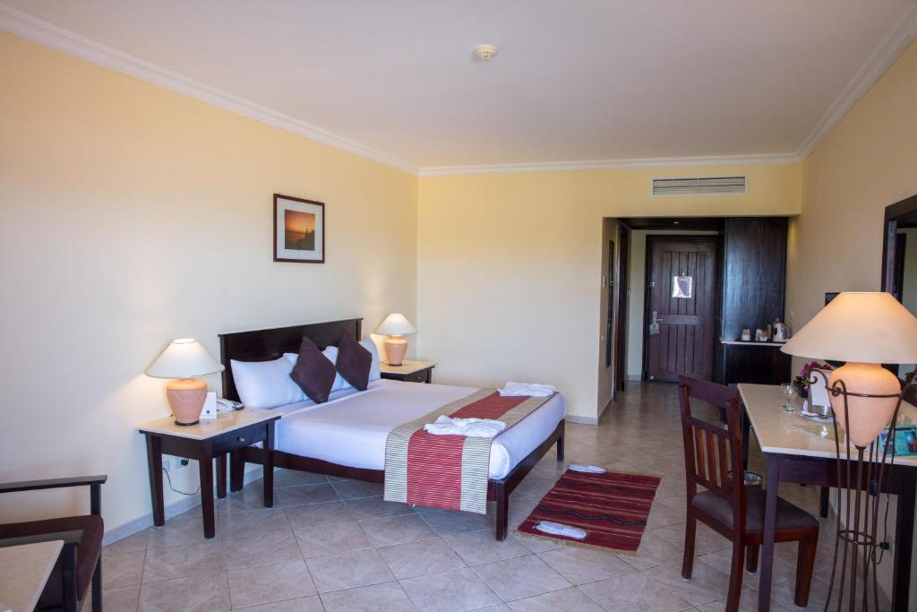Отель, Марса Алам, Египет, Casa Mare Resort (ex. Royal Tulip Beach Resort)