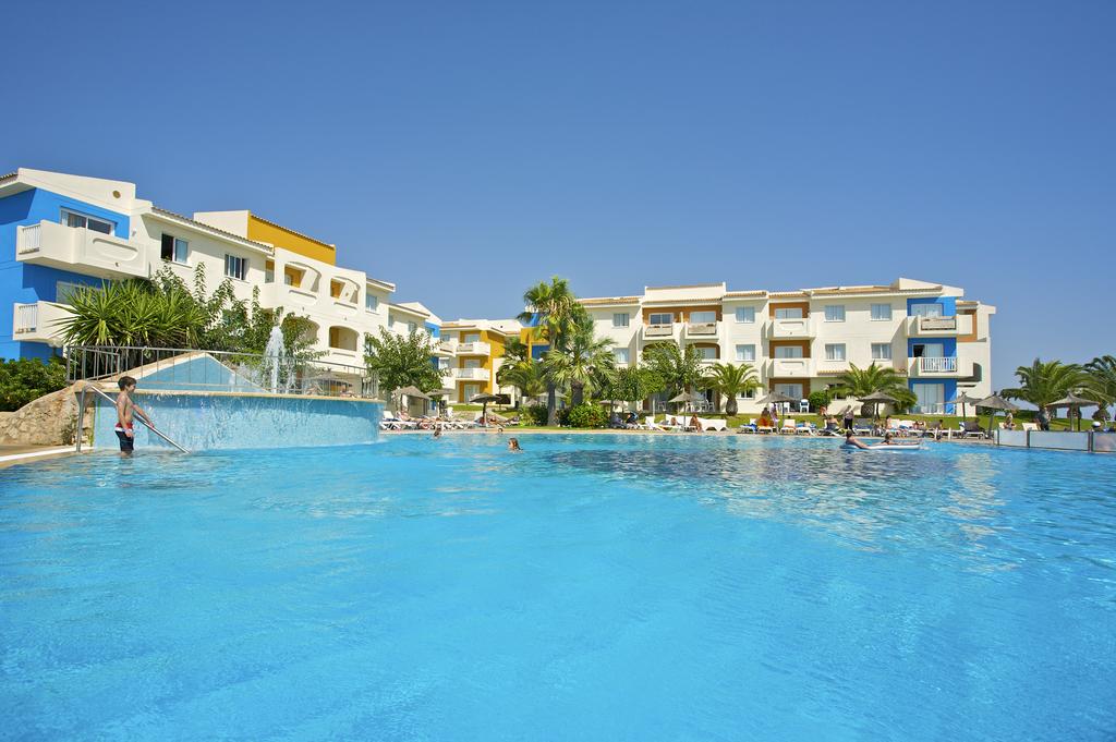 Oferty hotelowe last minute Blau Punta Reina Resort (Apartments) Majorka (wyspa) Hiszpania
