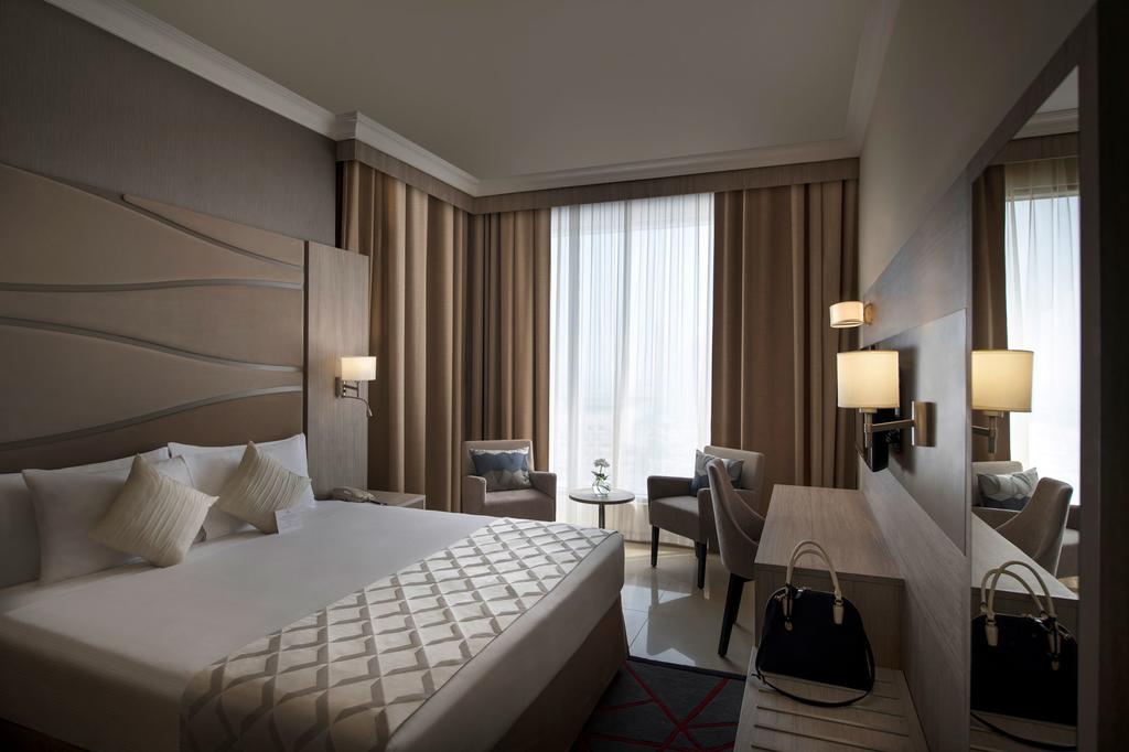 Two Seasons Hotel & Apartments (ex. Gloria Furnished), Zjednoczone Emiraty Arabskie