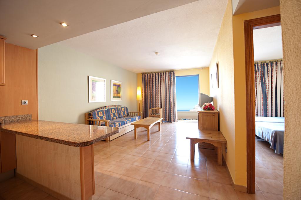 Tours to the hotel Paradise Lago Taurito Gran Canaria (island)