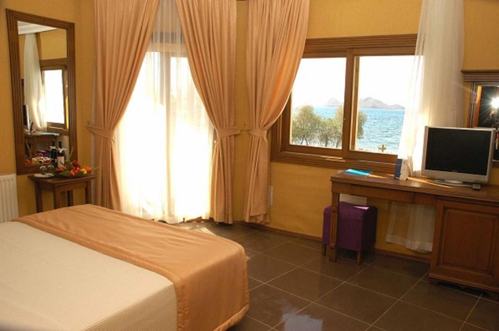 Yelken Mandalinci Spa & Wellness Hotel (ex. Club Mandalinci Beach), Бодрум, Турция, фотографии туров