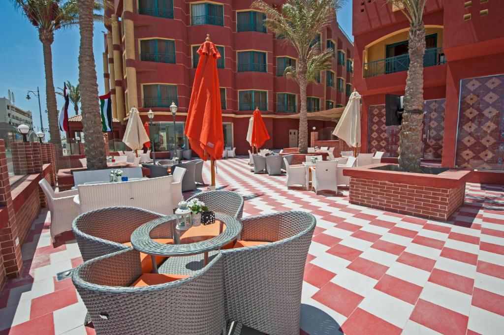 Отдых в отеле Sun & Sea Hotel Hurghada