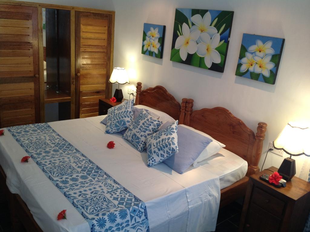 Sea View Lodge, Praslin Island prices