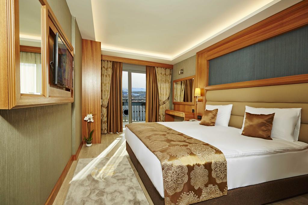 Отдых в отеле Ilkbal De Luxe Hotel Стамбул