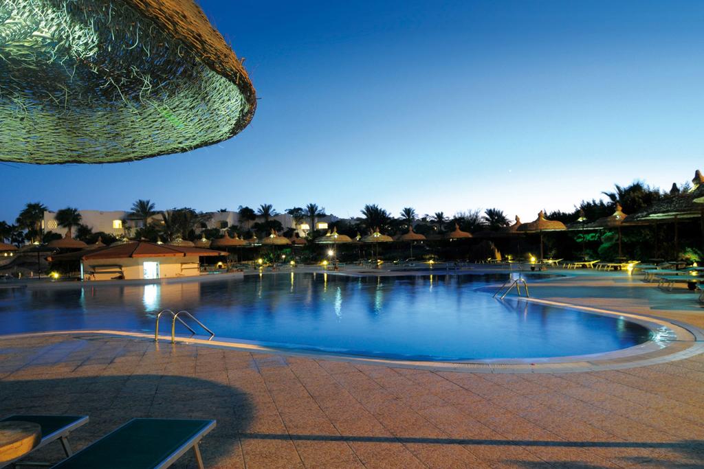 Oferty hotelowe last minute Domina Coral Bay Sultan Pool Szarm el-Szejk