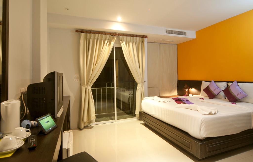 Отдых в отеле Pj Patong Resortel