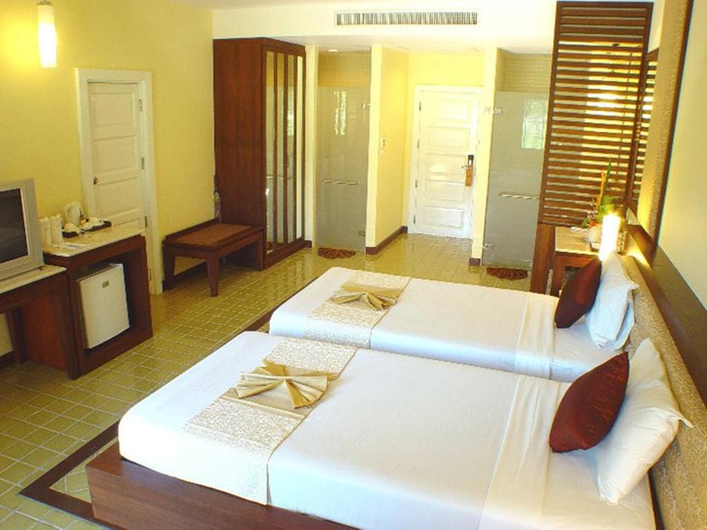 Відпочинок в готелі Duangjitt Resort & Spa Патонг Таїланд