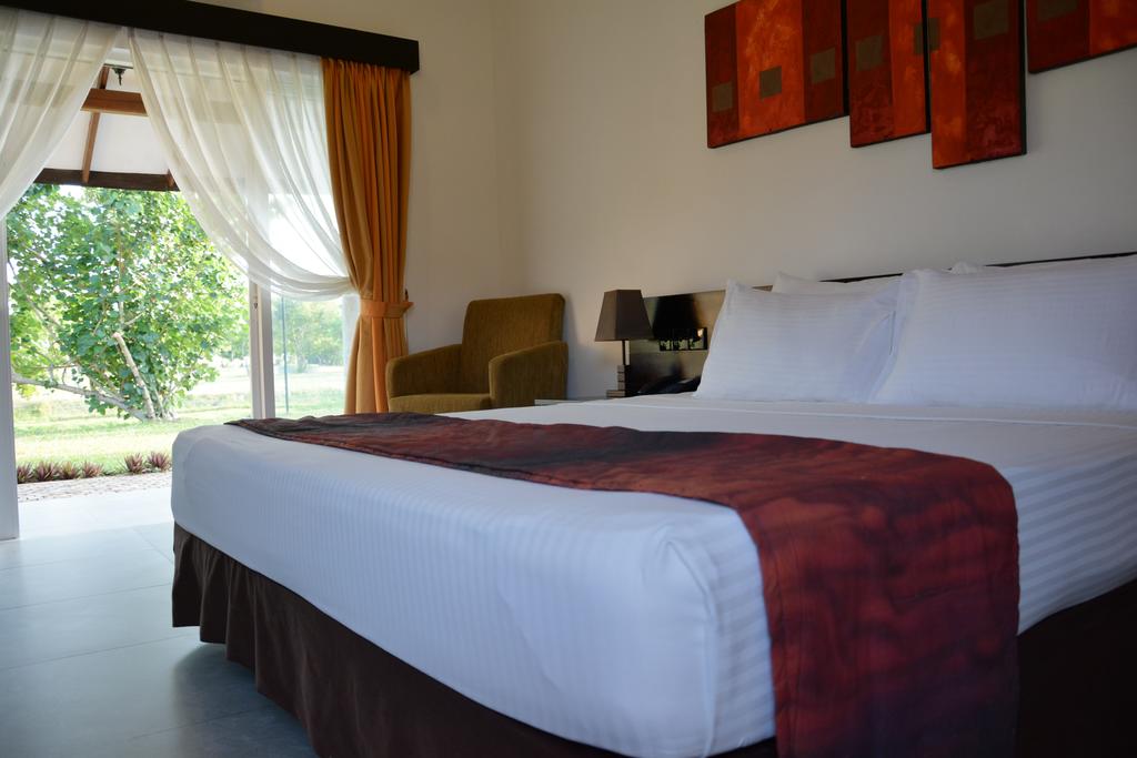 Туры в отель Amethyst Resort Пасикуда Шри-Ланка