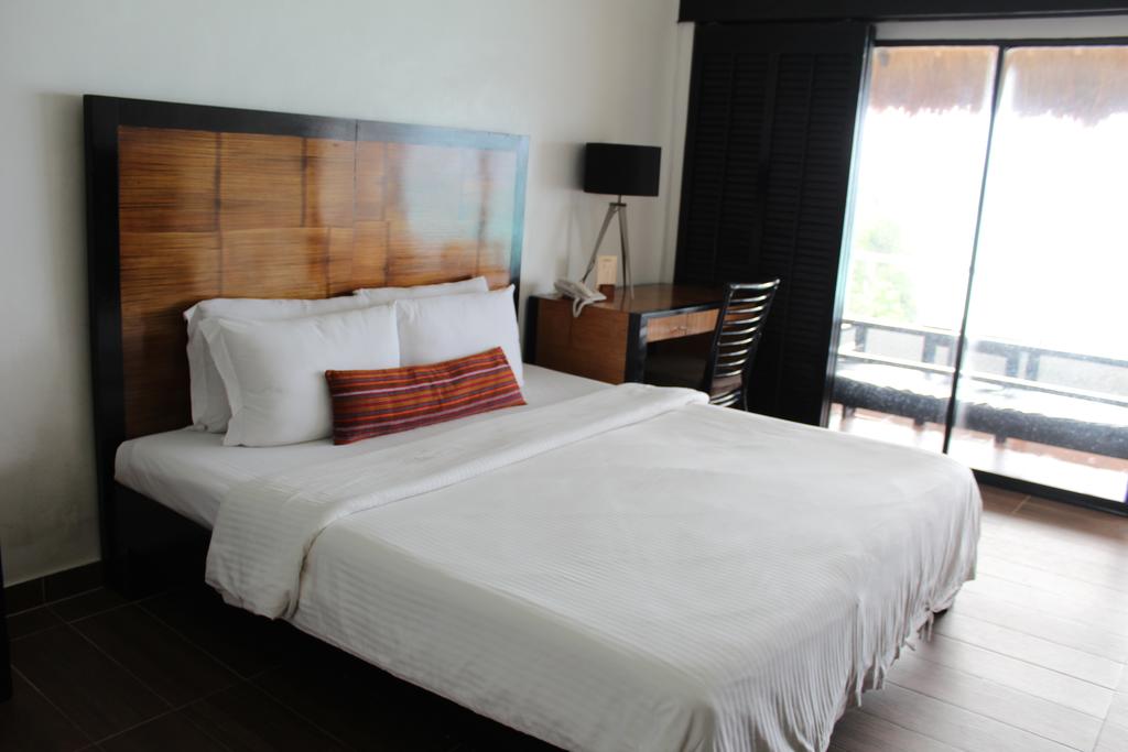 Hotel guest reviews Nami Resort
