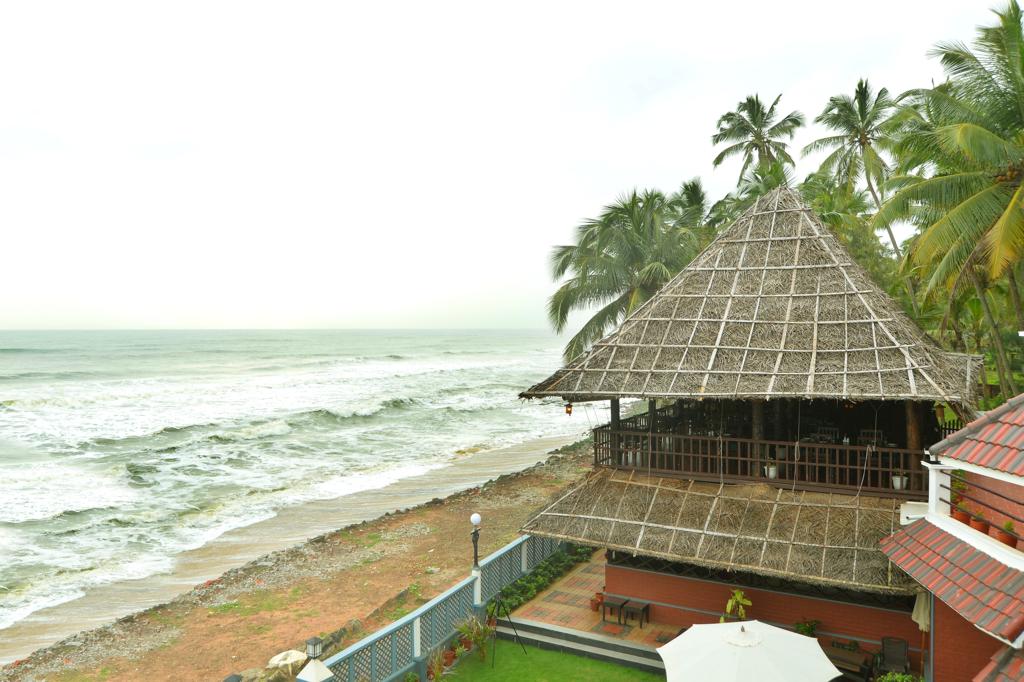 Отдых в отеле B'Canti Boutique Beach Resort Керала Индия