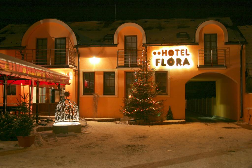 Flora, Bešeňová, photos of tours