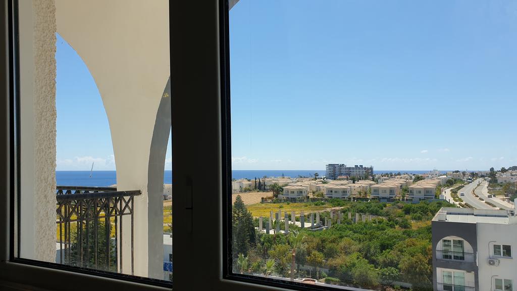 Горящие туры в отель Paramount Hotel Apts Протарас Кипр