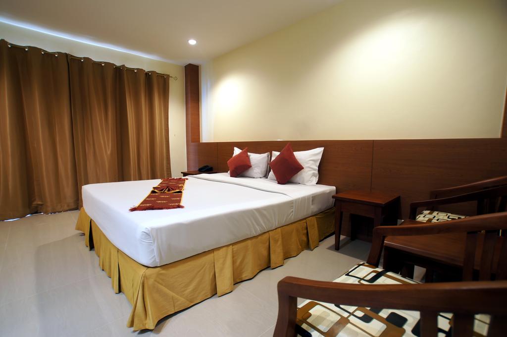 Отзывы об отеле Khao Lak Sunset Resort