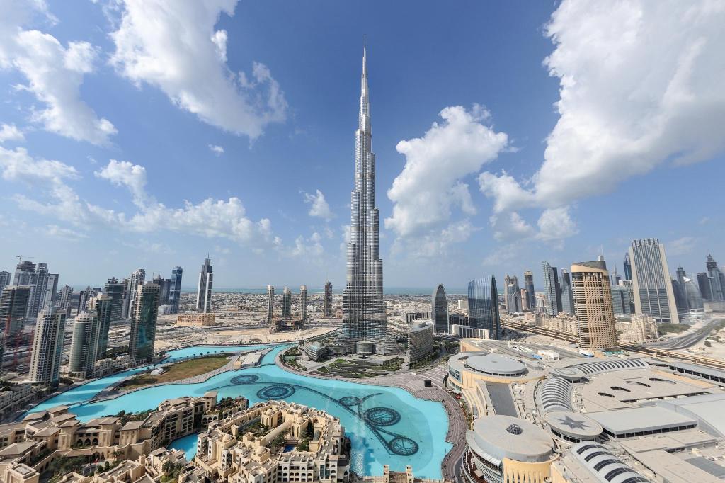Dubaj (miasto) Maison Privee - Burj Residences ceny