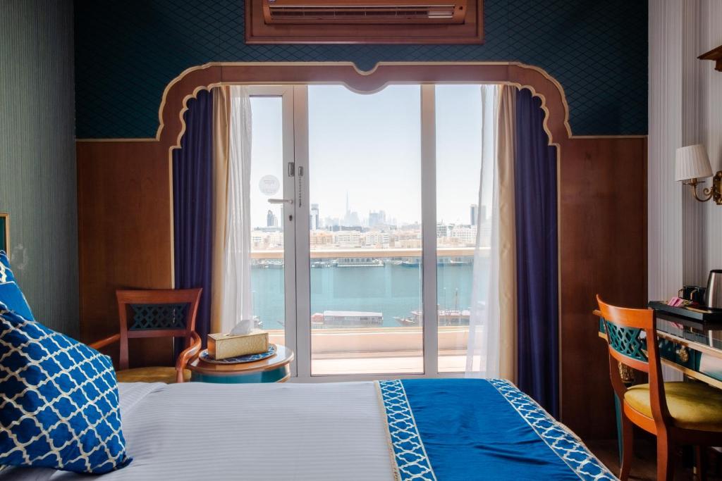 Riviera Hotel Dubai фото туристів
