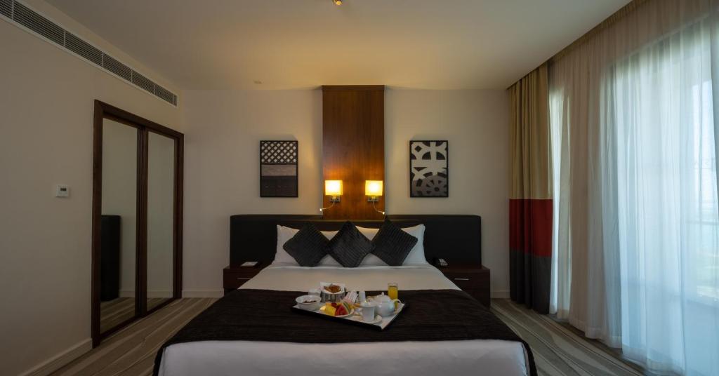 Фото отеля Staybridge Suites Abu Dhabi Yas Island