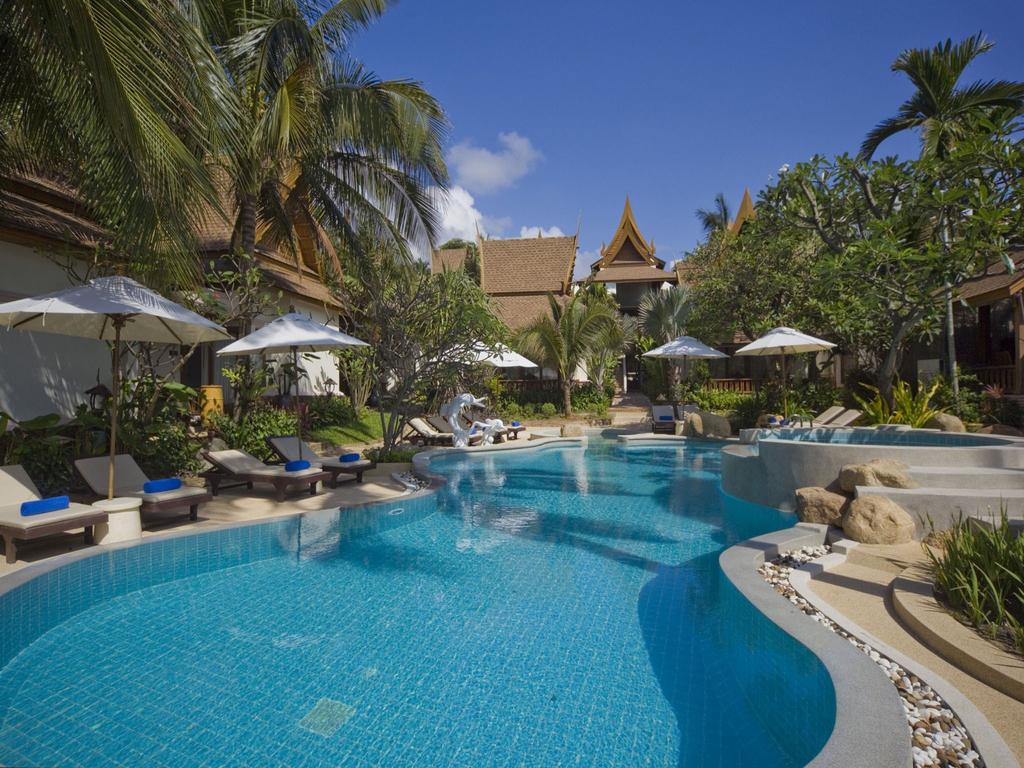 Thai House Beach Resort price