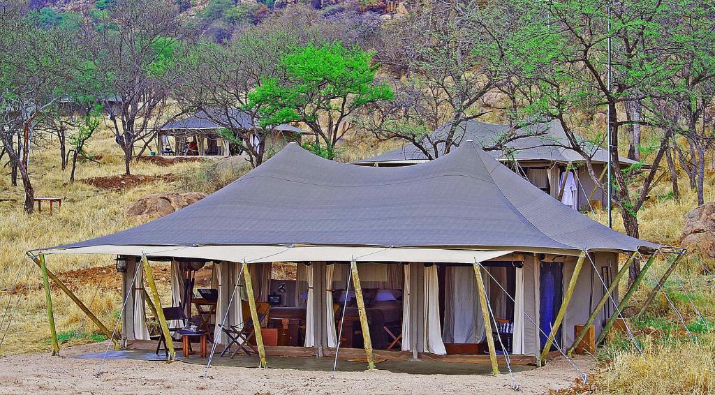 Фото готелю Elewana Serengeti Pioneer Camp