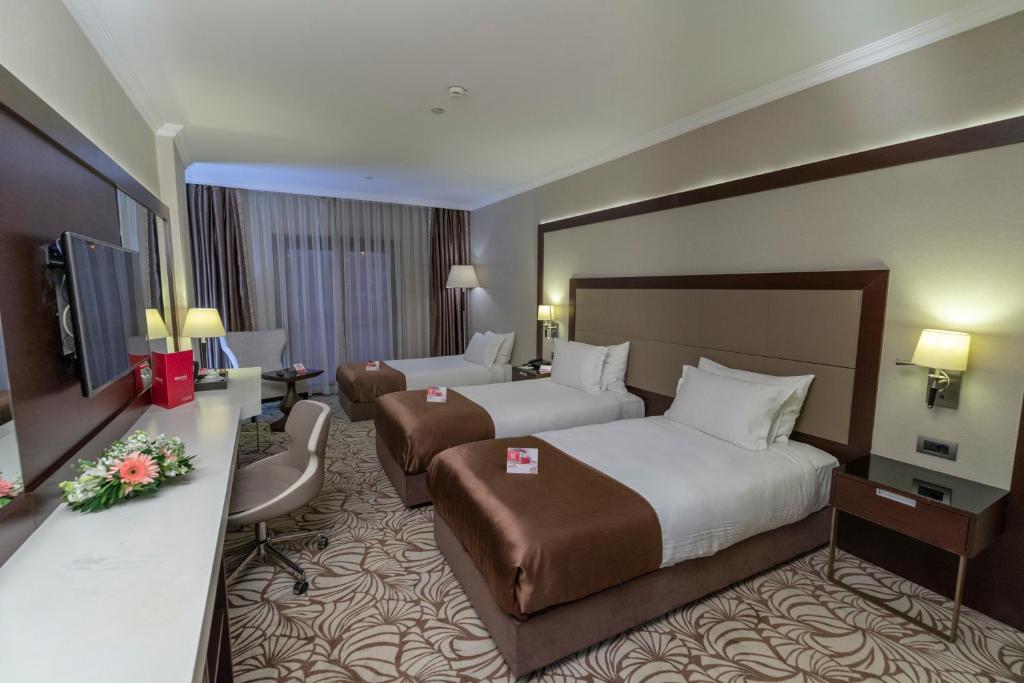 Ramada Hotel&Suites Istanbul Merter, Стамбул