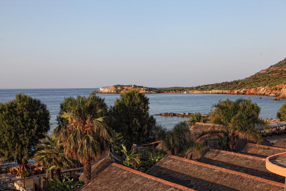 Гарячі тури в готель Niriides Beach Hotel Ретімно Греція