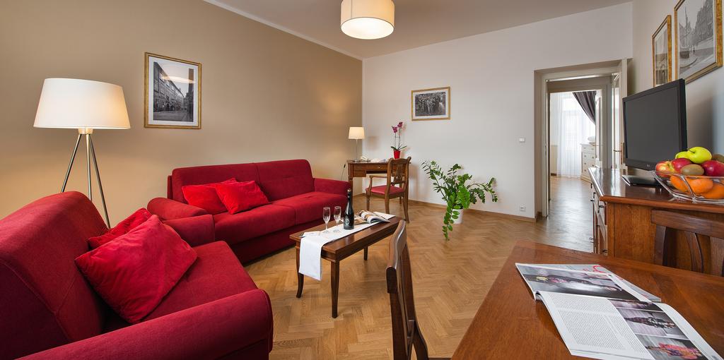 Suite Home Prague цена