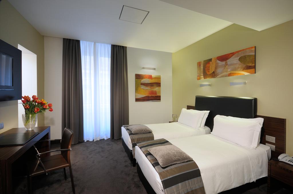 Oferty hotelowe last minute Trevi Collection Hotel Rzym