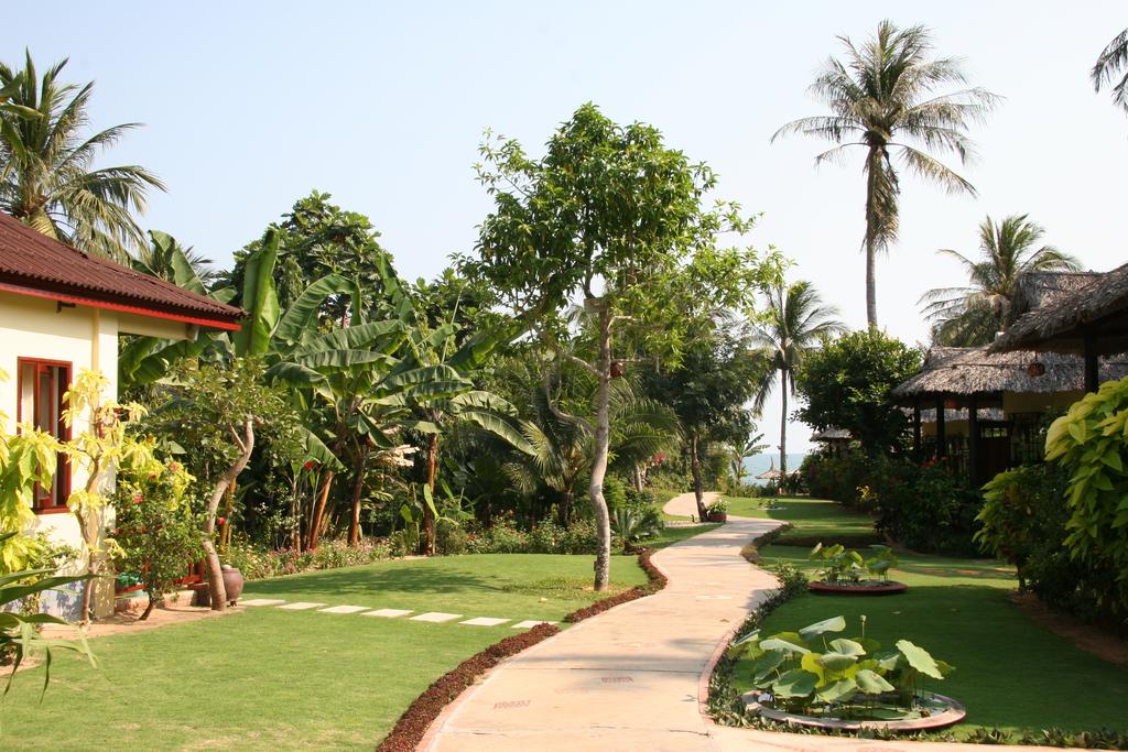 Відпочинок в готелі Bao Quynh Bungalow Фантх'єт В'єтнам