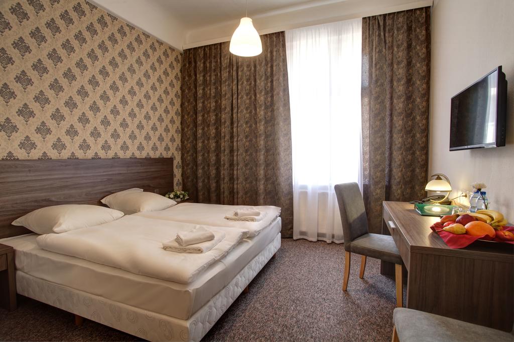 Вроцлав Polonia Wroclaw Hotel цены