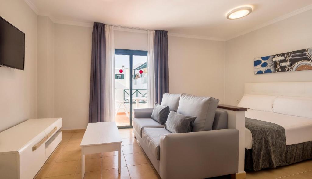 Lanzarote (island) Costa Sal Villas and Suites prices