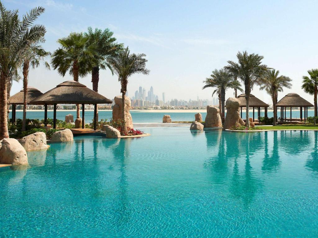 Sofitel Dubai The Palm, фотографии территории