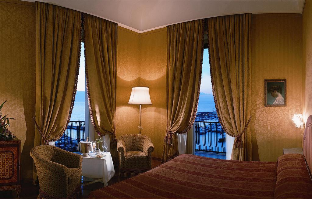 Włochy Grand Hotel Vesuvio