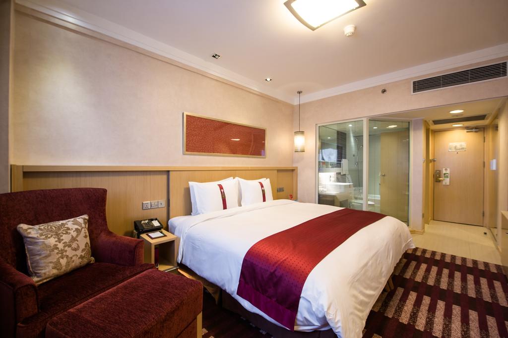 Горящие туры в отель Holiday Inn Downtown Shanghai Шанхай