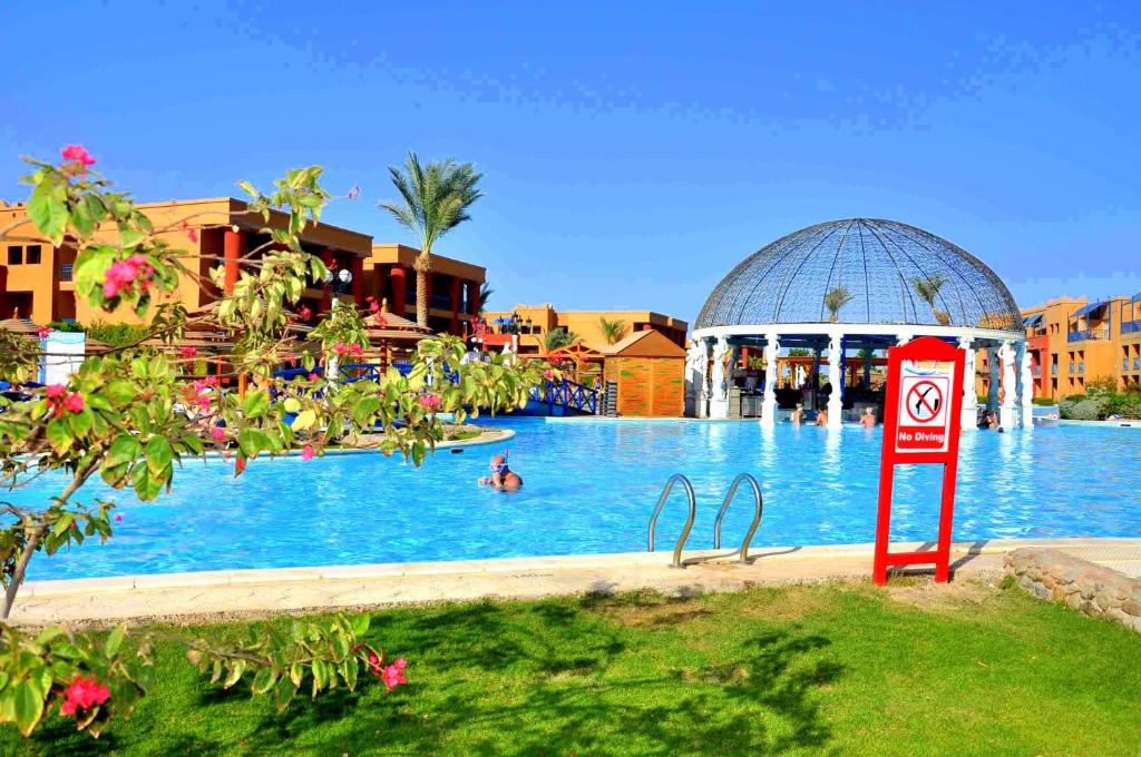 Hurghada Titanic Palace Resort ceny