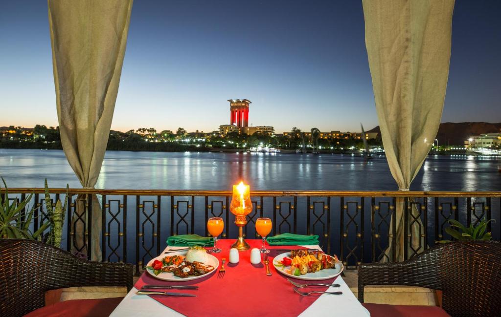 Obelisk Nile Hotel Aswan (ex. Pyramisa Isis Corniche) фото и отзывы