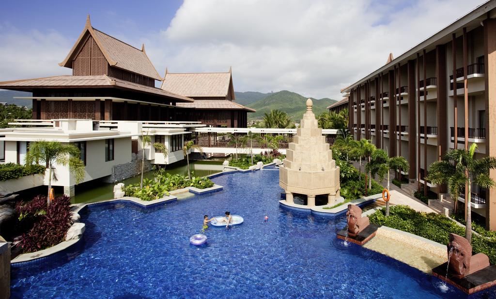 Відпочинок в готелі Pullman Sanya Yalong Bay Resort & Spa