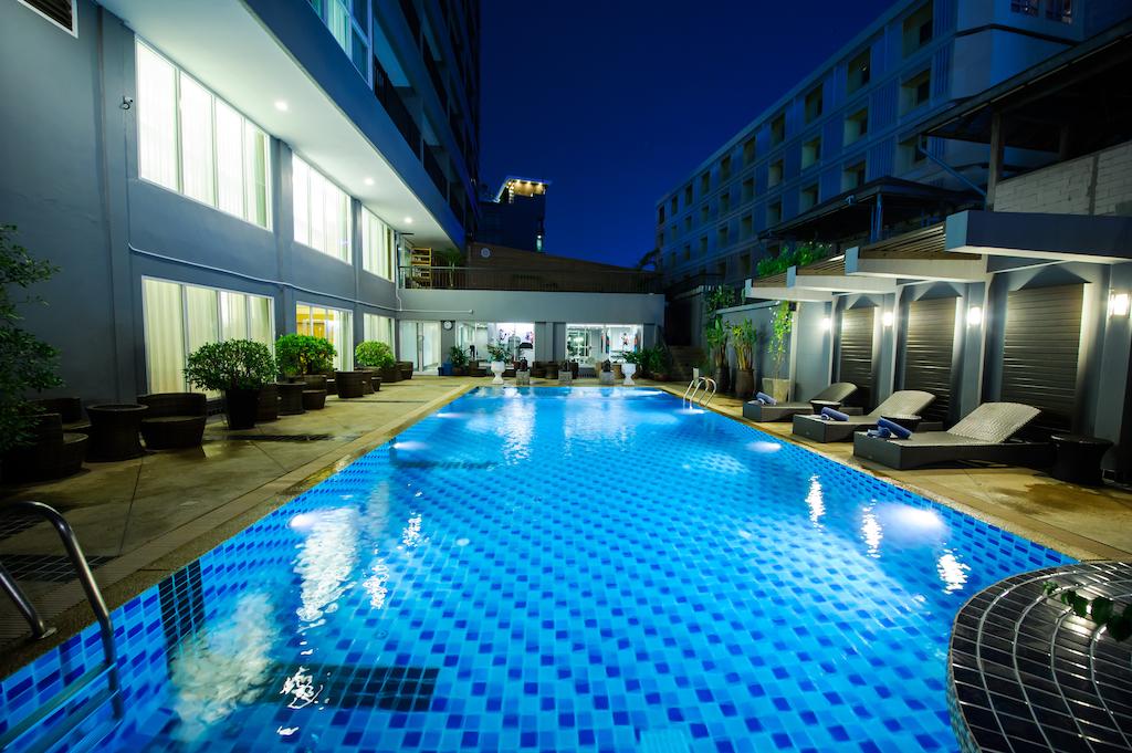 Цены в отеле Selection Pattaya Hotel (ex. Pattaya Beach Resort)