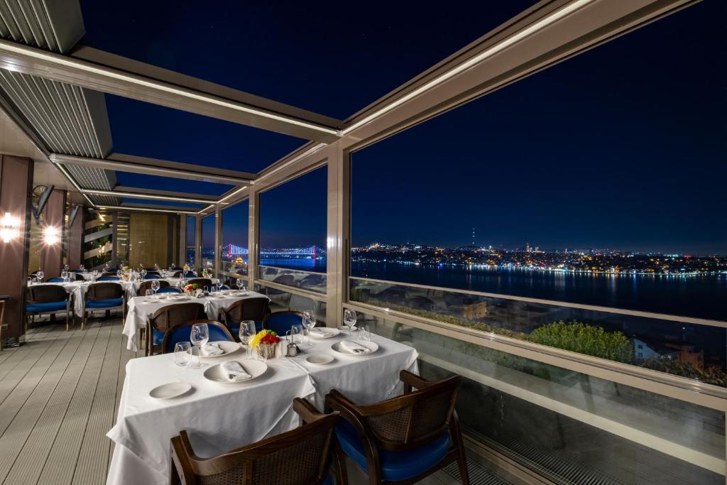 Відпочинок в готелі Cvk Park Bosphorus Hotel Istanbul Стамбул Туреччина