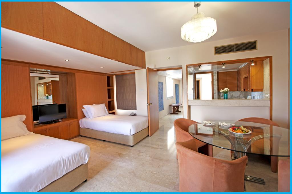 Oferty hotelowe last minute Poseidonia Beach Hotel Limassol