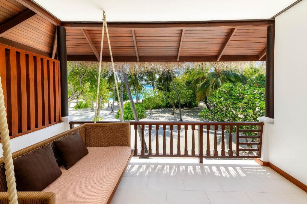 Отзывы гостей отеля Sheraton Maldives Full Moon Resorts & Spa