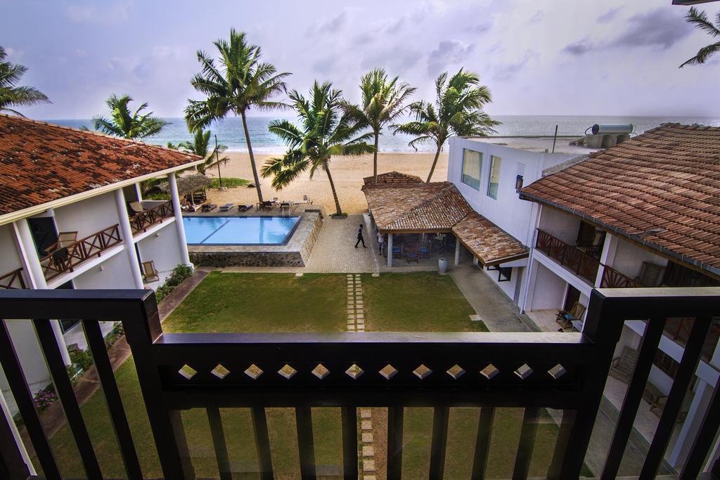 Ranmal Beach Hotel, Шри-Ланка, Хиккадува